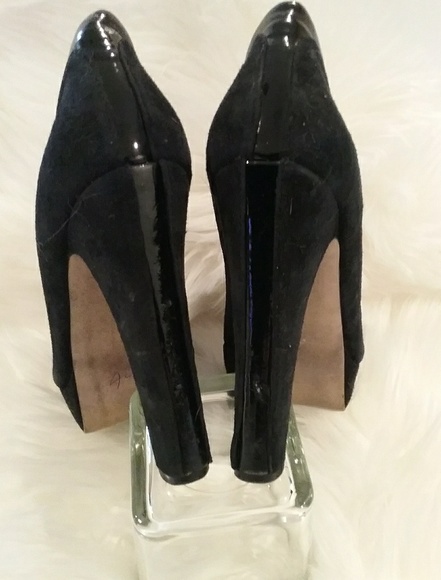 BCBG Heels. Gently worn. - Picture 3 of 4